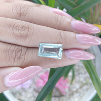 5.62 Ct. Aquamarine from Tanzania Life Style