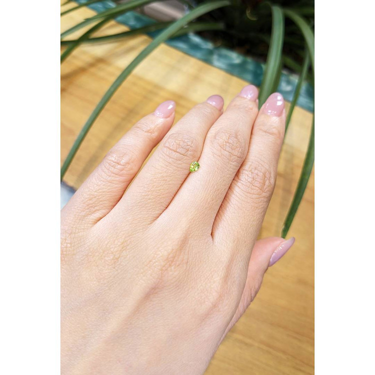 0.16 Ct. Peridot