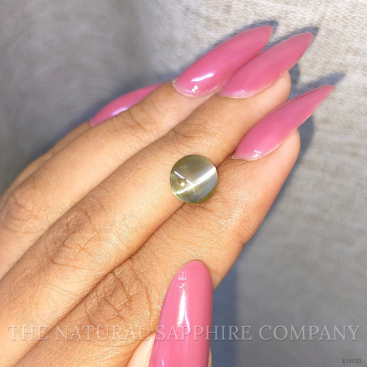 2.76 Ct. Cabochon Chrysoberyl from Ceylon (Sri Lanka)