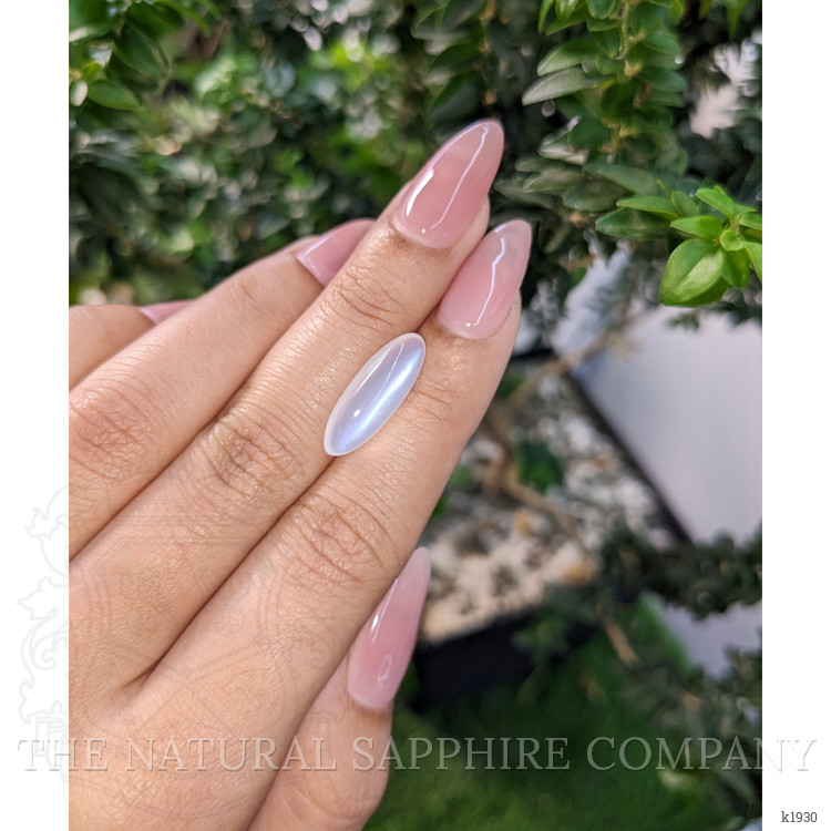 5.54 Ct. Cabochon Moonstone from Ceylon (Sri Lanka)