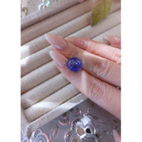 13.71 Ct. Cabochon Tanzanite from Tanzania Life Style