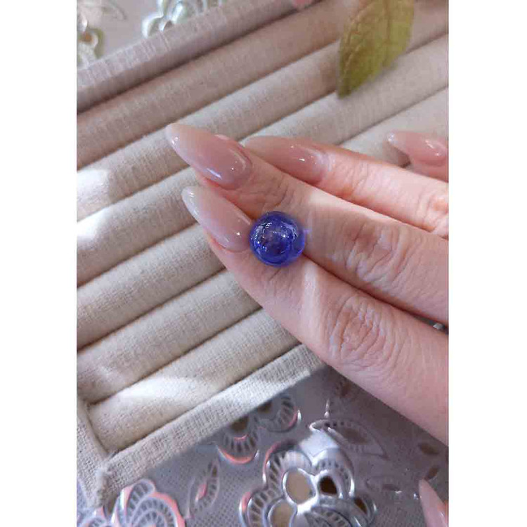 13.71 Ct. Cabochon Tanzanite from Tanzania