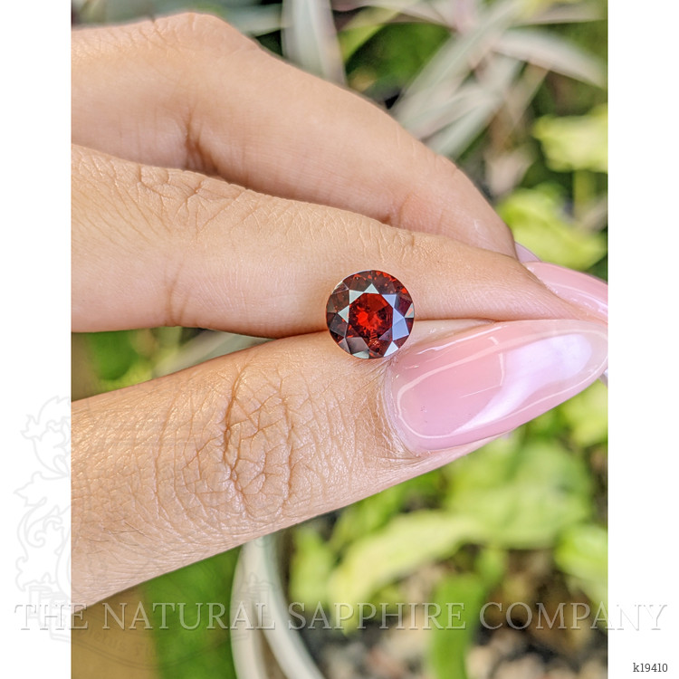 2.43 Ct. White Opal from Ceylon (Sri Lanka)