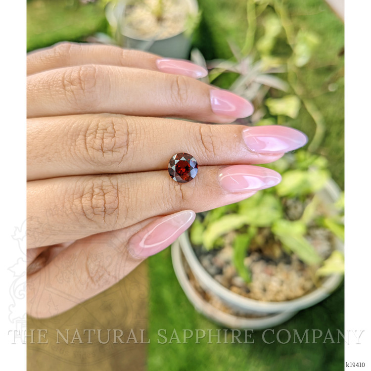 2.43 Ct. White Opal from Ceylon (Sri Lanka)