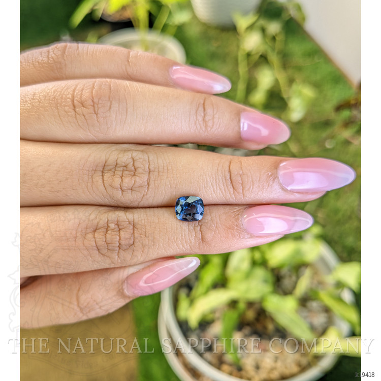 1.63 Ct. White Opal from Ceylon (Sri Lanka)