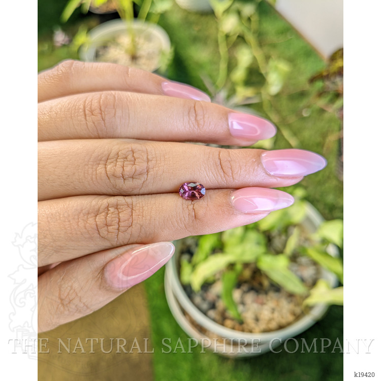 0.98 Ct. White Opal from Ceylon (Sri Lanka)