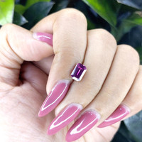 1.39 Ct. Garnet from Tanzania Life Style