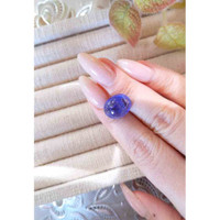 13.30 Ct. Cabochon Tanzanite from Tanzania Life Style