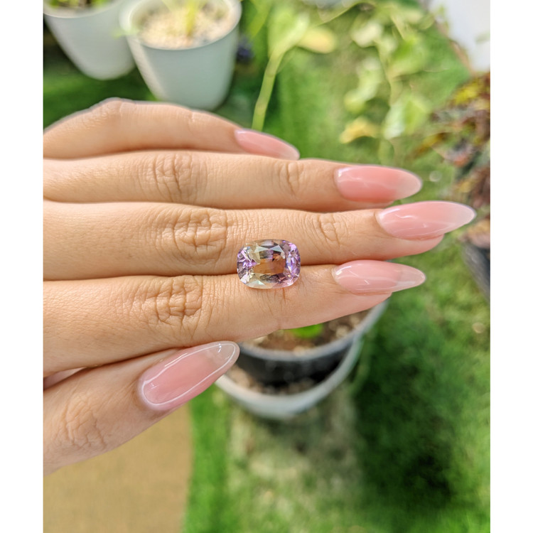 5.55 Ct. White Opal from Madagascar