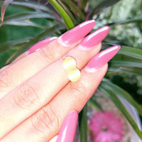 3.80 Ct. Cabochon Chrysoberyl from Ceylon (Sri Lanka) Life Style