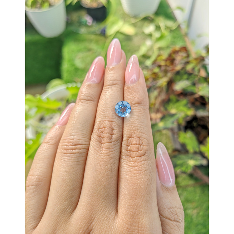 2.45 Ct. White Opal from Ceylon (Sri Lanka)