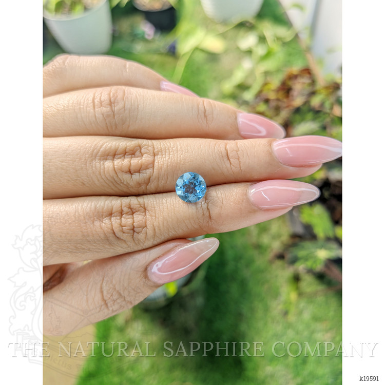 2.45 Ct. White Opal from Ceylon (Sri Lanka)