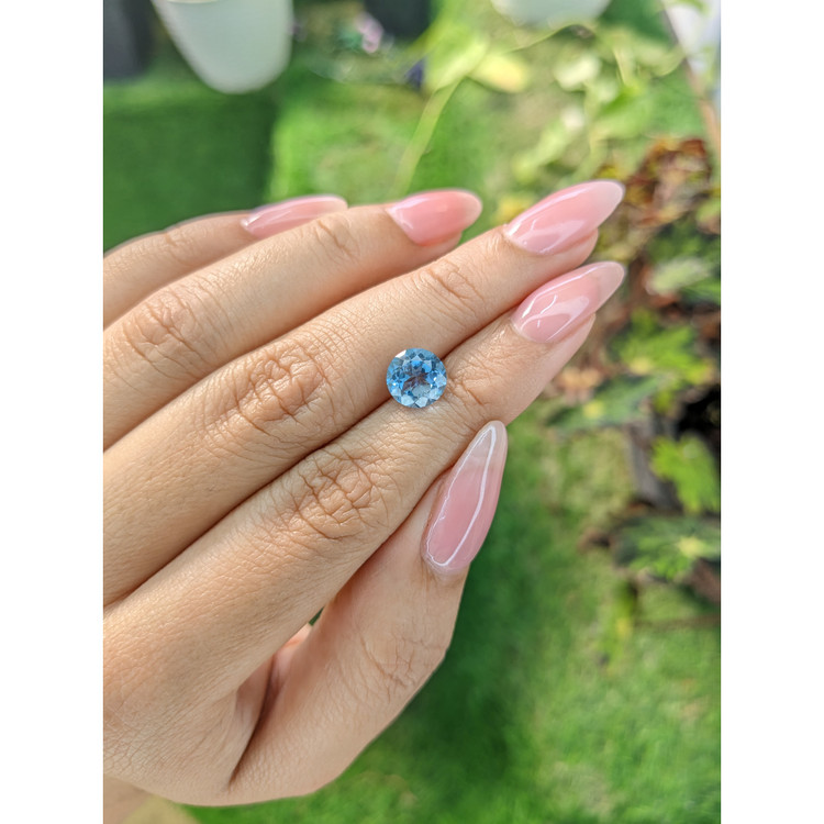 2.31 Ct. White Opal from Ceylon (Sri Lanka)