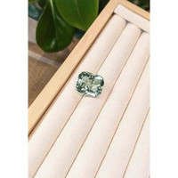 18.83 Ct. Prasiolite from Brazil Life Style