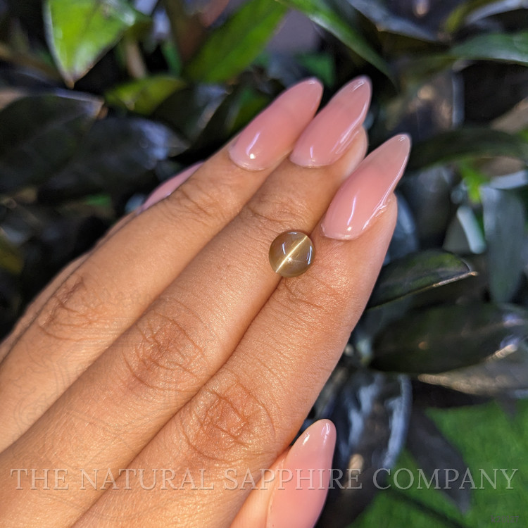 1.92 Ct. Cabochon Chrysoberyl from Ceylon (Sri Lanka)