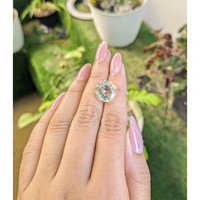 7.50 Ct. Quartz from Brazil Life Style