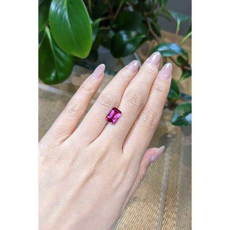 3.04 Ct. Rhodolite Garnet from Tanzania