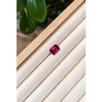 4.73 Ct. Rhodolite Garnet from Tanzania Life Style