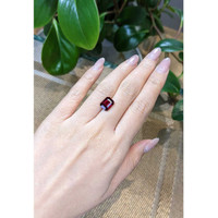 4.43 Ct. Rhodolite Garnet from Tanzania Life Style
