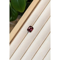 4.43 Ct. Rhodolite Garnet from Tanzania Life Style