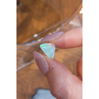 1.50 Ct. Crystal/Jelly Opal from Australia Life Style