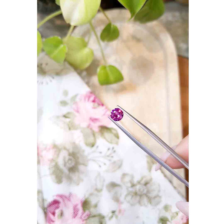 0.98 Ct. Rhodolite Garnet from Tanzania