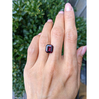 4.48 Ct. Spinel from Ceylon (Sri Lanka) Life Style