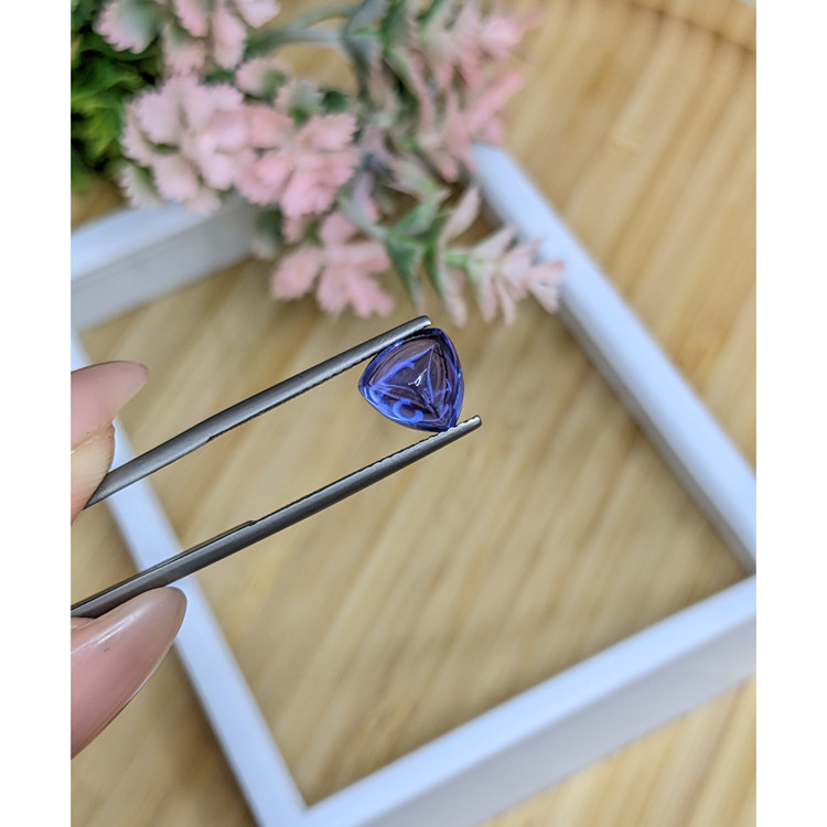 2.92 Ct. Cabochon Tanzanite from Tanzania