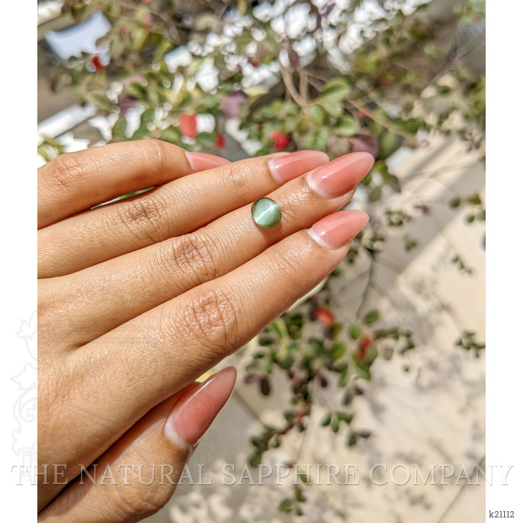 2.75 Ct. Cabochon Alexandrite from Ceylon (Sri Lanka)