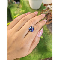 5.23 Ct. Spinel from Ceylon (Sri Lanka) Life Style