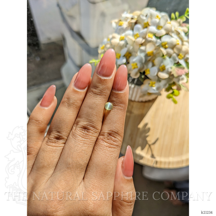 0.95 Ct. Cabochon Chrysoberyl from Ceylon (Sri Lanka)