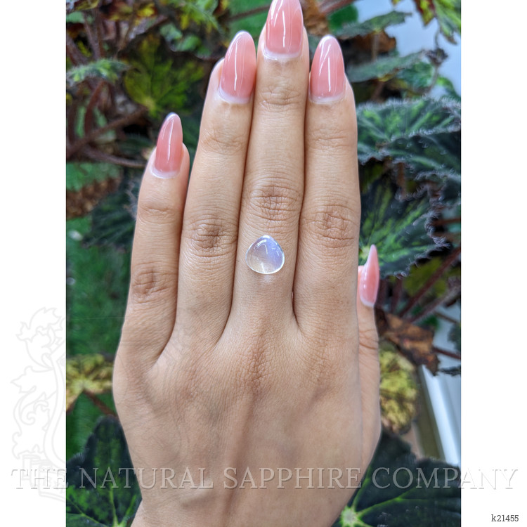 3.75 Ct. Cabochon Moonstone from Ceylon (Sri Lanka)