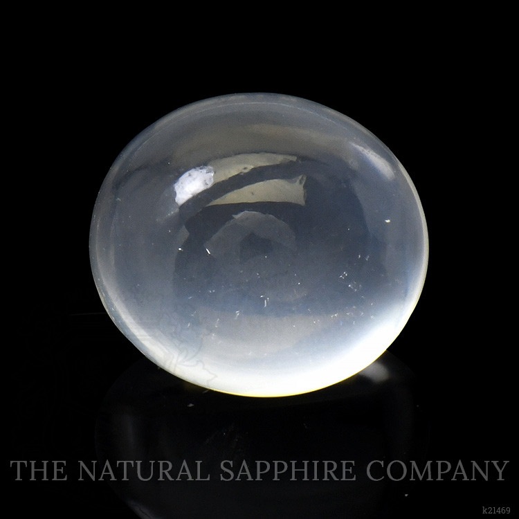 2.90 Ct. Cabochon Moonstone from Ceylon (Sri Lanka)