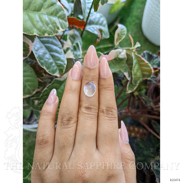 7.06 Ct. Cabochon Moonstone from Ceylon (Sri Lanka)