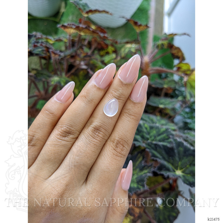 3.00 Ct. Cabochon Moonstone from Ceylon (Sri Lanka)