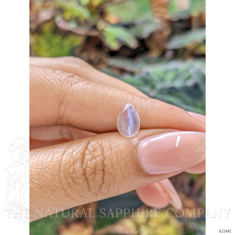 1.94 Ct. Cabochon Moonstone from Ceylon (Sri Lanka)
