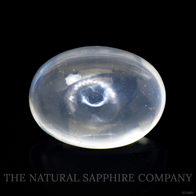 2.95 Ct. Cabochon Moonstone from Ceylon (Sri Lanka)