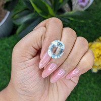 10.89 Ct. Aquamarine from Ceylon (Sri Lanka) Life Style