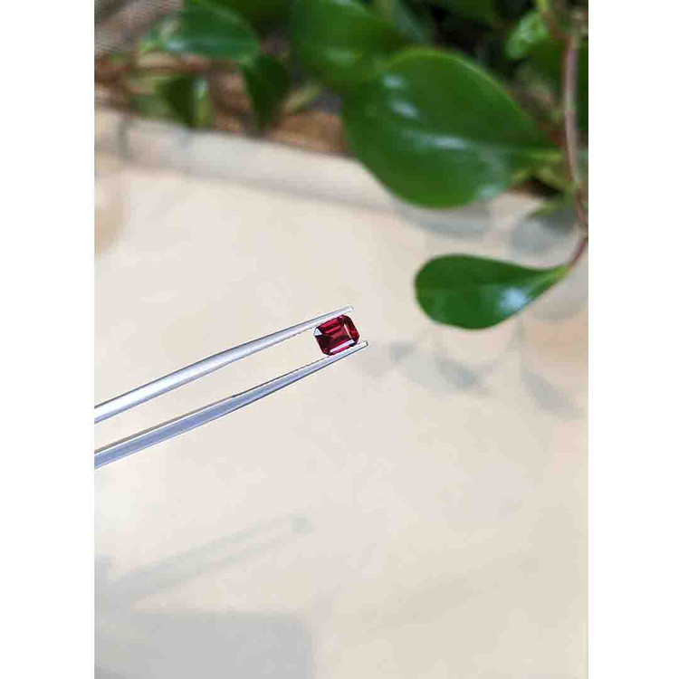 1.06 Ct. Rhodolite Garnet from Tanzania