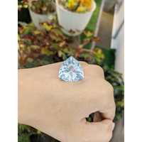 38.45 Ct. Topaz from Ceylon (Sri Lanka) Life Style