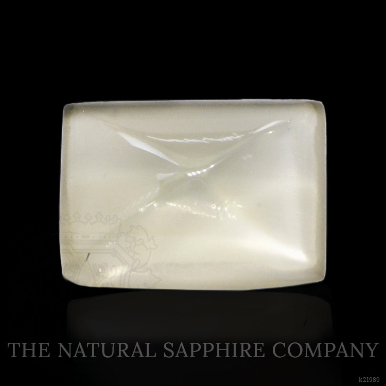 5.01 Ct. Cabochon Moonstone from Ceylon (Sri Lanka)