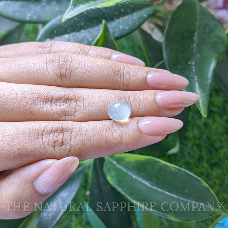 2.97 Ct. Cabochon Moonstone from Ceylon (Sri Lanka)