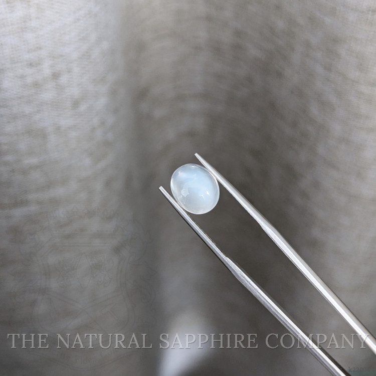 2.97 Ct. Cabochon Moonstone from Ceylon (Sri Lanka)
