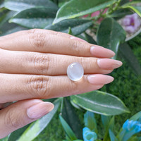 7.17 Ct. Cabochon Moonstone from Ceylon (Sri Lanka) Life Style