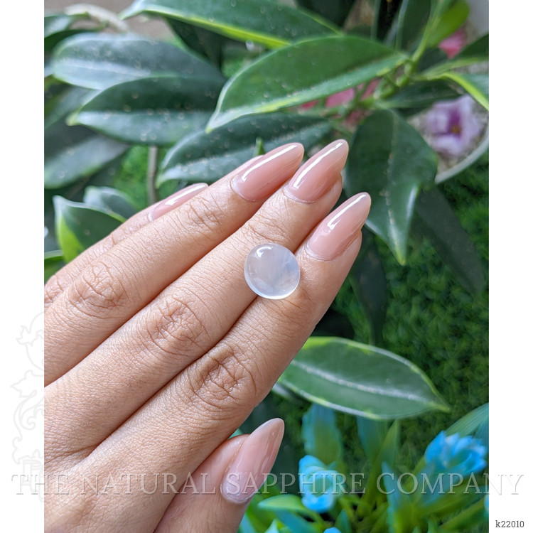 7.17 Ct. Cabochon Moonstone from Ceylon (Sri Lanka)