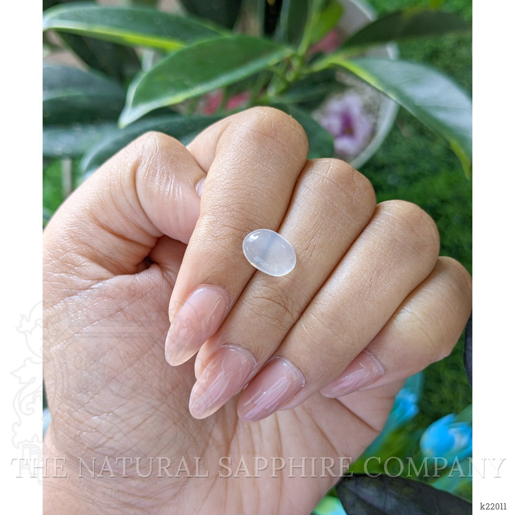 2.82 Ct. White Cabochon Moonstone from Ceylon (Sri Lanka)