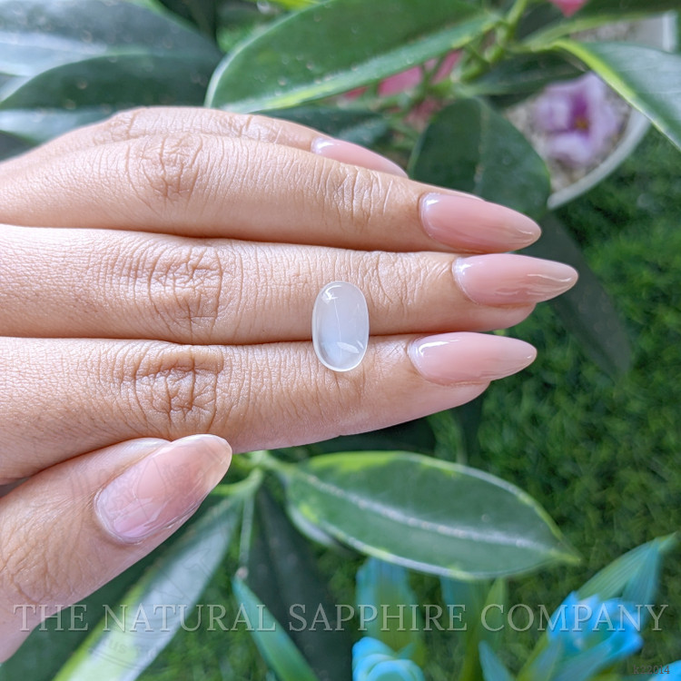 3.69 Ct. Cabochon Moonstone from Ceylon (Sri Lanka)