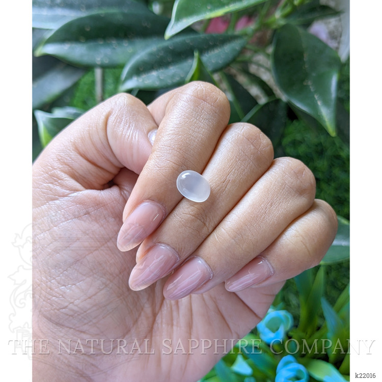 1.87 Ct. Cabochon Moonstone from Ceylon (Sri Lanka)