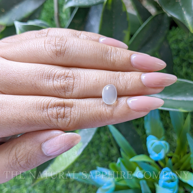 1.87 Ct. Cabochon Moonstone from Ceylon (Sri Lanka)