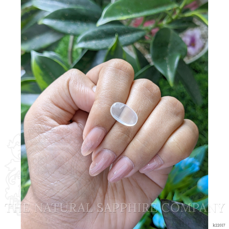 4.04 Ct. Cabochon Moonstone from Ceylon (Sri Lanka)